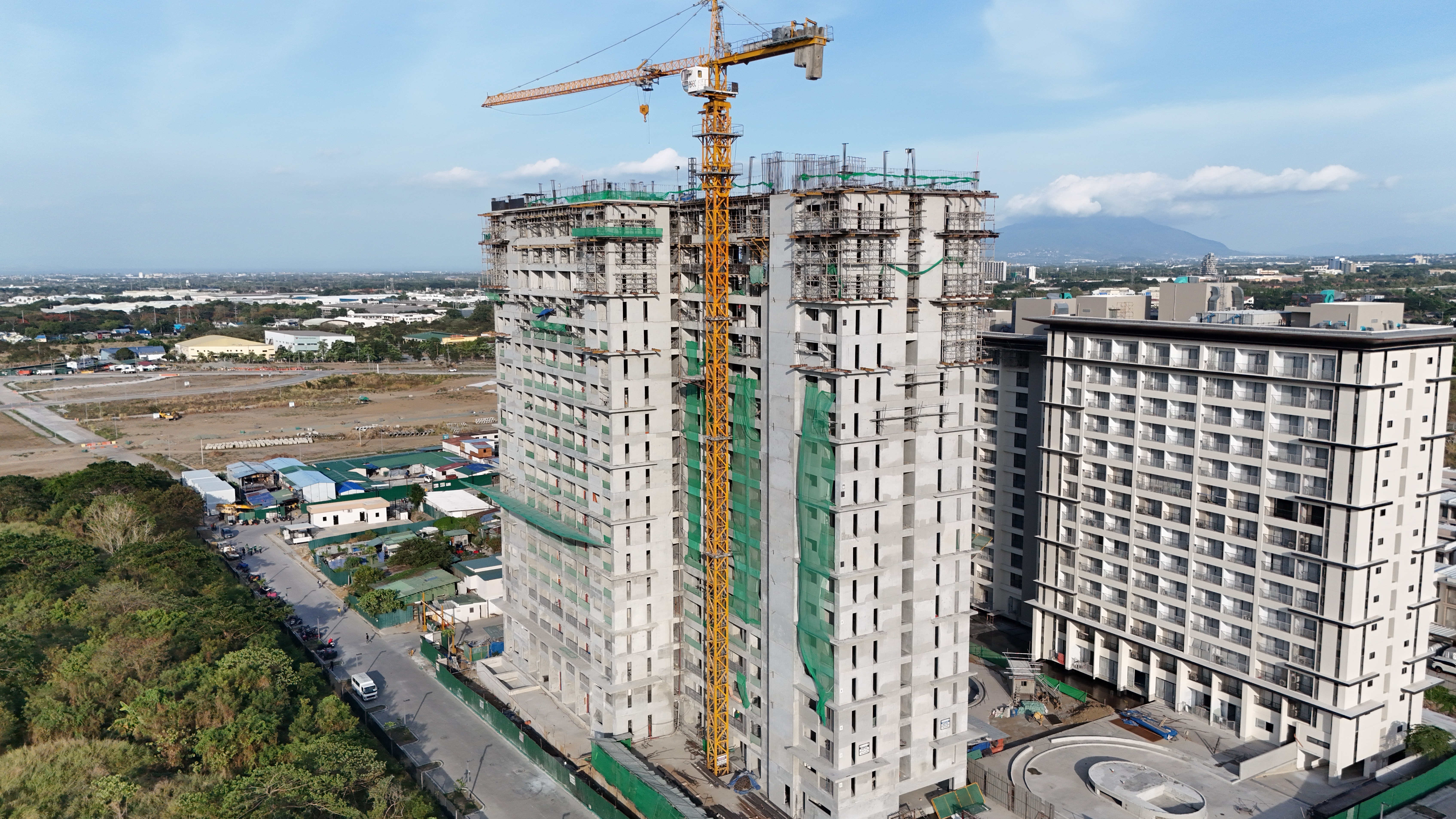 Una Apartments Tower 2 Update for June 2026 - Tower 2 far